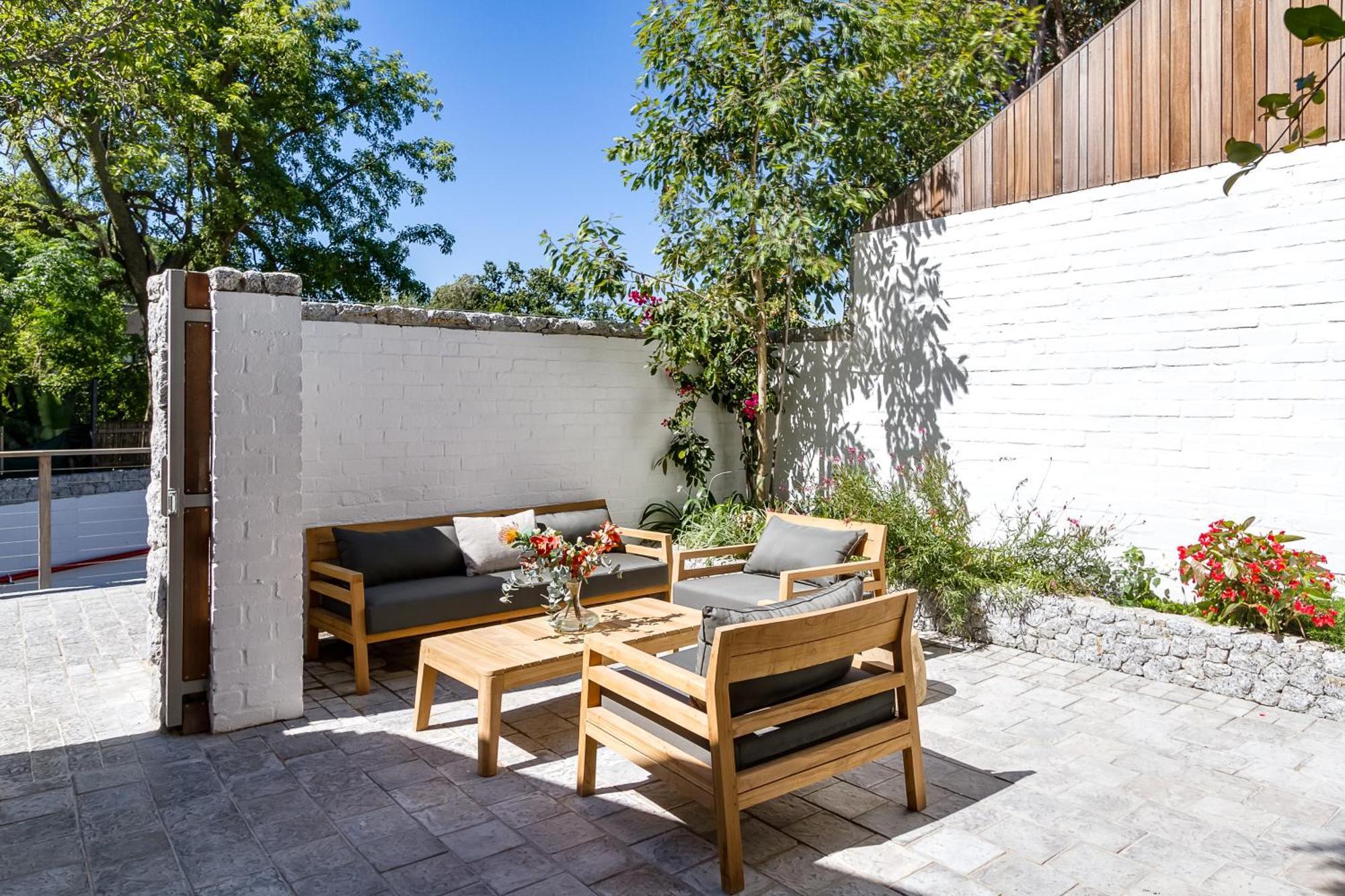 Higgovale Townhouse 6 *